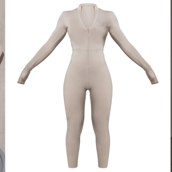 RENEW PRETTYLITTLETHING Washed Stone Long Sleeve Catsuit Size 2 - Picture 3 of 5